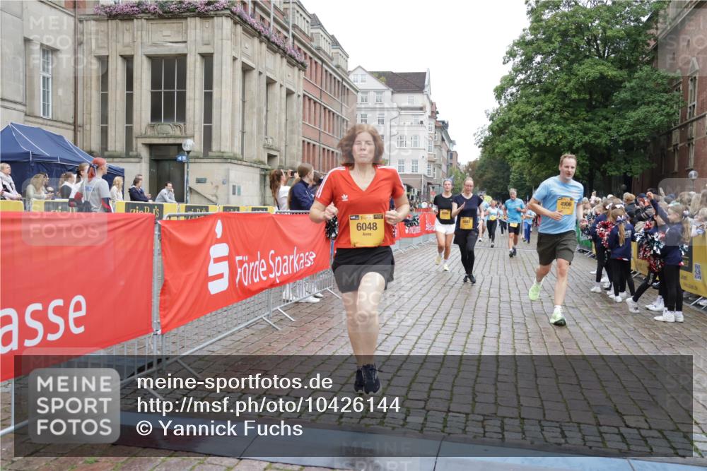 13.09.2026 - Kiel Lauf Yannick Fuchs http://msf.ph/oto/10426144 13.09.2026 09:46:42 Ziel 288, 2527, 3033, 3035, 4906, 6048, 6355, 7190, 7213, 7439, 7675, 7754, 8409, 8887, 8929, 8994, 10177, 10946, 12552, 167, 181, 442, 3052, 3361, 3954, 5855, 5955, 6355, 6577, 6732, 6857, 7015, 7308, 7439, 8125, 9832, 10117, 10685, 10898, 10913, 10946, 11076, 11078, 11316, 11859, 11861, 12173, 12495, 12621, 1402, 2718, 2759, 2779, 3808, 4087, 4238, 4940, 5217, 5351, 6074, 6207, 6638, 7446, 7731, 7921, 9141, 9385, 10009, 10301, 10322, 10731, 12622, 12725, 1415, 2482, 4909 meine-sportfotos.de