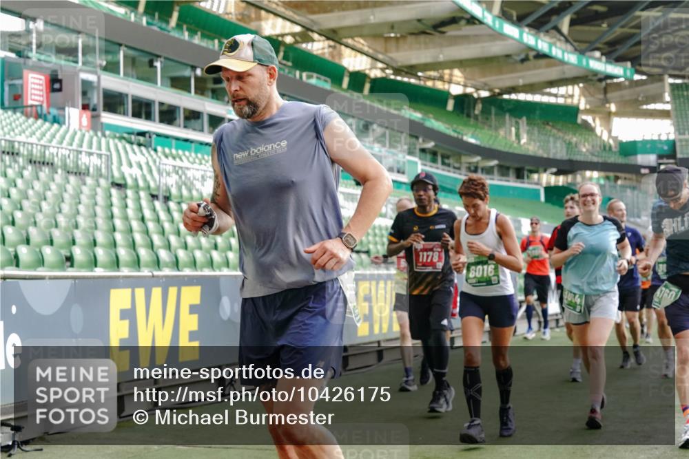13.09.2026 - 21. swb-Marathon Bremen Michael Burmester http://msf.ph/oto/10426175 13.09.2026 13:25:00 Laufen im Stadion 137, 182, 213, 294, 324, 505, 530, 543, 548, 721, 723, 739, 743, 752, 815, 818, 966, 1273, 1410, 1443, 1459, 1463, 1471, 1491, 1504, 1515, 1561, 1597, 1598, 1830, 1944, 1953, 2058, 2059, 2095, 2211, 2252, 2267, 2271, 2286, 2298, 2308, 2312, 2323, 2354, 2445, 2465, 2483, 2495, 2497, 2503, 2506, 2554, 2571, 2591, 2644, 2752, 2762, 2768, 2776, 2833, 2878, 2896, 2936, 2968, 2981, 3005, 3142, 3211, 3259, 3282, 3288, 3289, 3298, 3306, 3312, 3329, 3364, 3381, 3390, 3395 meine-sportfotos.de