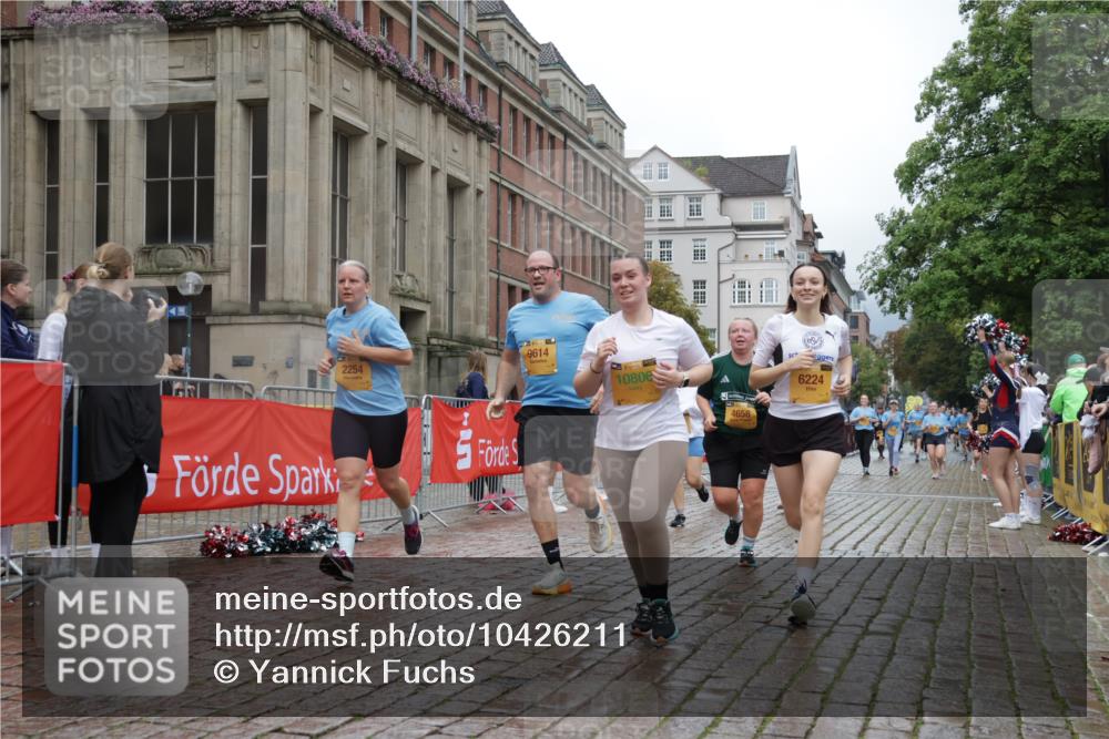13.09.2026 - Kiel Lauf Yannick Fuchs http://msf.ph/oto/10426211 13.09.2026 11:03:51 Ziel 643, 1089, 1505, 1699, 2262, 2807, 2930, 5377, 7205, 7413, 7764, 9180, 9581, 9955, 10856, 11172, 11930, 697, 1698, 2254, 2724, 2846, 2878, 3049, 3155, 3744, 4074, 4658, 4854, 5588, 5820, 6224, 6341, 6524, 6525, 6953, 7282, 7656, 8288, 8946, 9331, 9363, 9614, 9955, 10806, 12650, 978, 1902, 1906, 3120, 3378, 4936, 5007, 5008, 8107, 10130, 10567, 11151, 11152, 11381, 12465, 1923, 2254, 2975, 4757, 5893, 6224, 6319, 6669 meine-sportfotos.de