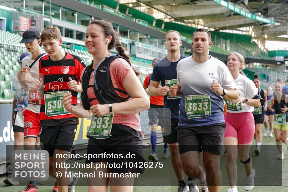 13.09.2026 - 21. swb-Marathon Bremen Michael Burmester http://msf.ph/oto/10426275 13.09.2026 13:25:04 Laufen im Stadion 137, 182, 213, 294, 324, 505, 530, 543, 548, 645, 721, 723, 739, 743, 752, 815, 818, 966, 1273, 1410, 1443, 1459, 1463, 1471, 1491, 1504, 1515, 1561, 1597, 1598, 1744, 1828, 1830, 1944, 1953, 2058, 2059, 2095, 2211, 2252, 2267, 2271, 2286, 2298, 2308, 2312, 2323, 2354, 2445, 2465, 2483, 2495, 2497, 2503, 2506, 2554, 2571, 2591, 2644, 2752, 2762, 2768, 2776, 2833, 2878, 2896, 2981, 3005, 3097, 3142, 3211, 3259, 3288, 3289, 3298, 3306, 3312, 3329, 3364, 3381, 3390 meine-sportfotos.de