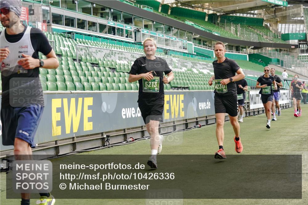 13.09.2026 - 21. swb-Marathon Bremen Michael Burmester http://msf.ph/oto/10426336 13.09.2026 13:02:08 Laufen im Stadion 150, 242, 282, 318, 440, 531, 687, 722, 930, 936, 946, 1006, 1067, 1163, 1250, 1436, 1448, 1582, 1896, 2033, 2047, 2062, 2276, 2292, 2345, 2364, 2370, 2378, 2409, 2421, 2485, 2490, 2491, 2560, 2561, 2627, 2638, 2658, 2666, 2668, 2779, 2781, 2900, 2967, 2987, 3013, 3044, 3114, 3163, 3164, 3187, 3248, 3258, 3294, 3334, 3372, 3374, 3375, 3385, 3392, 3496, 3524, 3526, 3527, 3576, 3585, 3603, 3667, 3721, 3806, 3852, 3893, 3938, 3983, 4000, 4133, 4506, 4558 meine-sportfotos.de