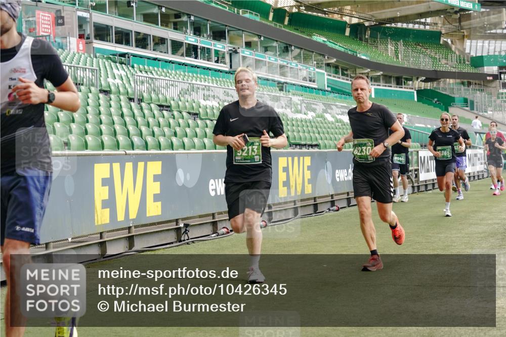 13.09.2026 - 21. swb-Marathon Bremen Michael Burmester http://msf.ph/oto/10426345 13.09.2026 13:02:08 Laufen im Stadion 150, 242, 282, 318, 440, 531, 687, 722, 930, 936, 946, 1006, 1067, 1163, 1250, 1436, 1448, 1582, 1896, 2033, 2047, 2062, 2276, 2292, 2345, 2364, 2370, 2378, 2409, 2421, 2485, 2490, 2491, 2560, 2561, 2627, 2638, 2658, 2666, 2668, 2779, 2781, 2900, 2967, 2987, 3013, 3044, 3114, 3163, 3164, 3187, 3248, 3258, 3294, 3334, 3372, 3374, 3375, 3385, 3392, 3496, 3524, 3526, 3527, 3576, 3585, 3603, 3667, 3721, 3806, 3852, 3893, 3938, 3983, 4000, 4133, 4506, 4558 meine-sportfotos.de