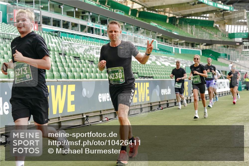 13.09.2026 - 21. swb-Marathon Bremen Michael Burmester http://msf.ph/oto/10426411 13.09.2026 13:02:09 Laufen im Stadion 150, 242, 282, 318, 440, 531, 687, 722, 930, 936, 946, 1006, 1067, 1163, 1250, 1436, 1448, 1582, 1896, 2033, 2047, 2062, 2276, 2292, 2345, 2364, 2370, 2378, 2409, 2421, 2485, 2490, 2491, 2560, 2561, 2627, 2638, 2658, 2666, 2668, 2779, 2781, 2900, 2967, 2987, 3013, 3044, 3114, 3163, 3164, 3187, 3248, 3258, 3294, 3334, 3372, 3374, 3375, 3385, 3392, 3496, 3524, 3526, 3527, 3576, 3585, 3603, 3667, 3721, 3806, 3852, 3893, 3938, 3983, 4000, 4133, 4506, 4558 meine-sportfotos.de