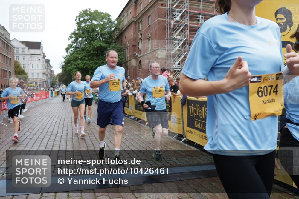 13.09.2026 - Kiel Lauf Yannick Fuchs http://msf.ph/oto/10426461 13.09.2026 09:47:02 Ziel 1402, 2718, 2759, 2779, 4238, 4940, 5217, 5351, 6074, 6207, 7731, 9141, 9385, 10009, 10301, 10731, 10742, 10744, 12622, 288, 2527, 2718, 3033, 3035, 3808, 4087, 4906, 6048, 6355, 6577, 6638, 7190, 7213, 7439, 7446, 7675, 7754, 7921, 8409, 8887, 8929, 8994, 9141, 9832, 10177, 10322, 10946, 11861, 12173, 12552, 12725, 1235, 1324, 2587, 5167, 6575, 7461, 8231, 8524, 9091, 10076, 10224, 10555, 11862, 11964, 12635, 167, 181, 3361, 9832, 11859 meine-sportfotos.de