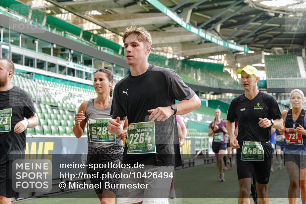 13.09.2026 - 21. swb-Marathon Bremen Michael Burmester http://msf.ph/oto/10426494 13.09.2026 13:25:11 Laufen im Stadion 137, 182, 213, 294, 324, 505, 530, 543, 548, 645, 721, 723, 739, 743, 752, 815, 818, 966, 1273, 1283, 1410, 1443, 1459, 1463, 1471, 1487, 1491, 1504, 1515, 1561, 1597, 1598, 1744, 1828, 1830, 1944, 1953, 2058, 2059, 2095, 2211, 2252, 2267, 2271, 2298, 2308, 2312, 2323, 2354, 2465, 2483, 2497, 2503, 2506, 2554, 2571, 2591, 2644, 2752, 2762, 2776, 2833, 2878, 2896, 2981, 3005, 3062, 3097, 3142, 3172, 3211, 3259, 3288, 3289, 3298, 3306, 3312, 3329, 3381, 3390 meine-sportfotos.de