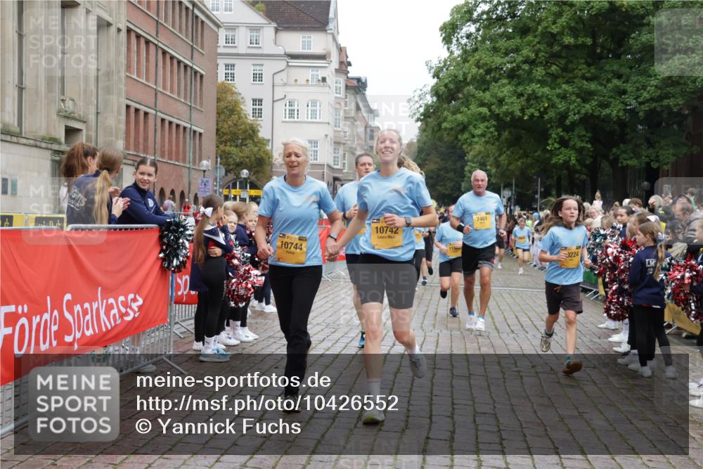 13.09.2026 - Kiel Lauf Yannick Fuchs http://msf.ph/oto/10426552 13.09.2026 09:47:08 Ziel 1235, 2587, 2759, 4238, 4940, 5217, 5351, 6074, 7461, 7731, 9091, 10009, 10076, 10224, 10742, 10744, 11862, 11964, 12622, 288, 1402, 2527, 2718, 2779, 3033, 3035, 3808, 4087, 4238, 4906, 6048, 6074, 6207, 6638, 7190, 7213, 7446, 7675, 7731, 7754, 7921, 8409, 8887, 8929, 8994, 9141, 9385, 10177, 10301, 10322, 10731, 12552, 12622, 12725, 544, 1324, 2870, 3192, 3629, 5167, 6575, 8231, 8524, 9634, 10555, 12635, 288, 3361, 6355, 6577, 7439, 9832, 10177, 11859 meine-sportfotos.de