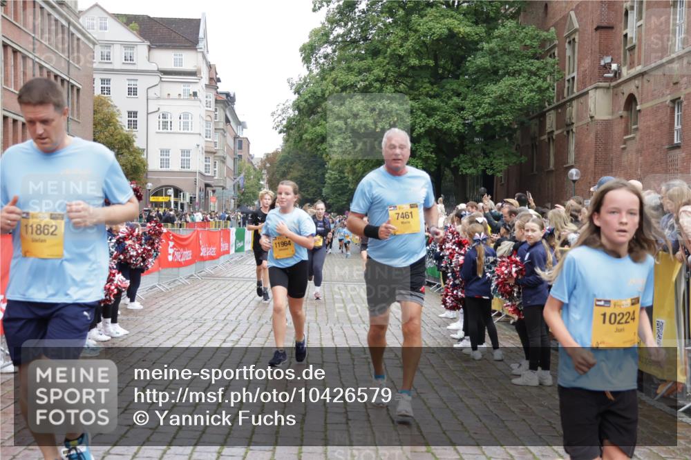 13.09.2026 - Kiel Lauf Yannick Fuchs http://msf.ph/oto/10426579 13.09.2026 09:47:11 Ziel 1235, 2587, 5167, 7461, 8524, 9091, 10009, 10076, 10224, 10742, 10744, 11862, 11964, 12635, 1402, 2527, 2718, 2759, 2779, 3033, 3035, 3808, 4087, 4238, 4906, 4940, 5217, 5351, 6048, 6074, 6207, 6638, 7190, 7213, 7446, 7675, 7731, 7754, 7921, 8409, 8887, 8929, 8994, 9141, 9385, 10009, 10301, 10322, 10731, 12552, 12622, 12725, 544, 591, 1324, 2870, 3192, 3629, 6072, 6575, 6639, 8231, 8540, 8777, 9634, 9936, 10555, 288, 3033, 3035, 6355, 6577, 7439, 9832, 10177 meine-sportfotos.de