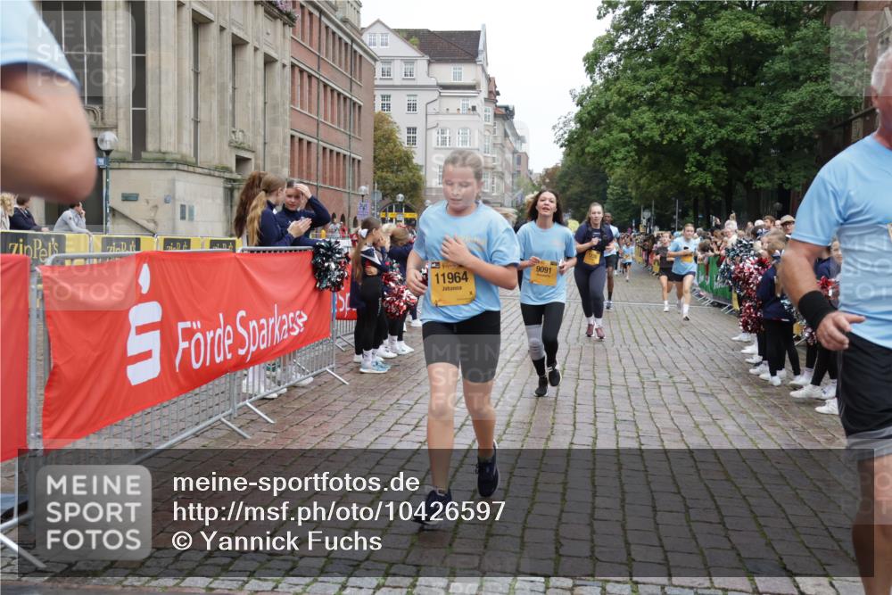 13.09.2026 - Kiel Lauf Yannick Fuchs http://msf.ph/oto/10426597 13.09.2026 09:47:12 Ziel 1235, 2587, 5167, 7461, 8524, 9091, 10076, 10224, 10742, 10744, 11862, 11964, 12635, 1402, 2527, 2718, 2759, 2779, 3033, 3035, 3808, 4087, 4238, 4906, 4940, 5217, 5351, 6048, 6074, 6207, 6638, 7190, 7213, 7446, 7675, 7731, 7754, 7921, 8409, 8887, 8929, 8994, 9141, 9385, 10009, 10301, 10322, 10731, 12622, 12725, 544, 591, 1324, 2870, 3192, 3629, 5517, 6072, 6575, 6639, 6696, 8231, 8540, 8777, 9634, 9936, 10555, 10789, 288, 3033, 3035, 6048, 6355, 6577, 7439, 9832, 10177 meine-sportfotos.de