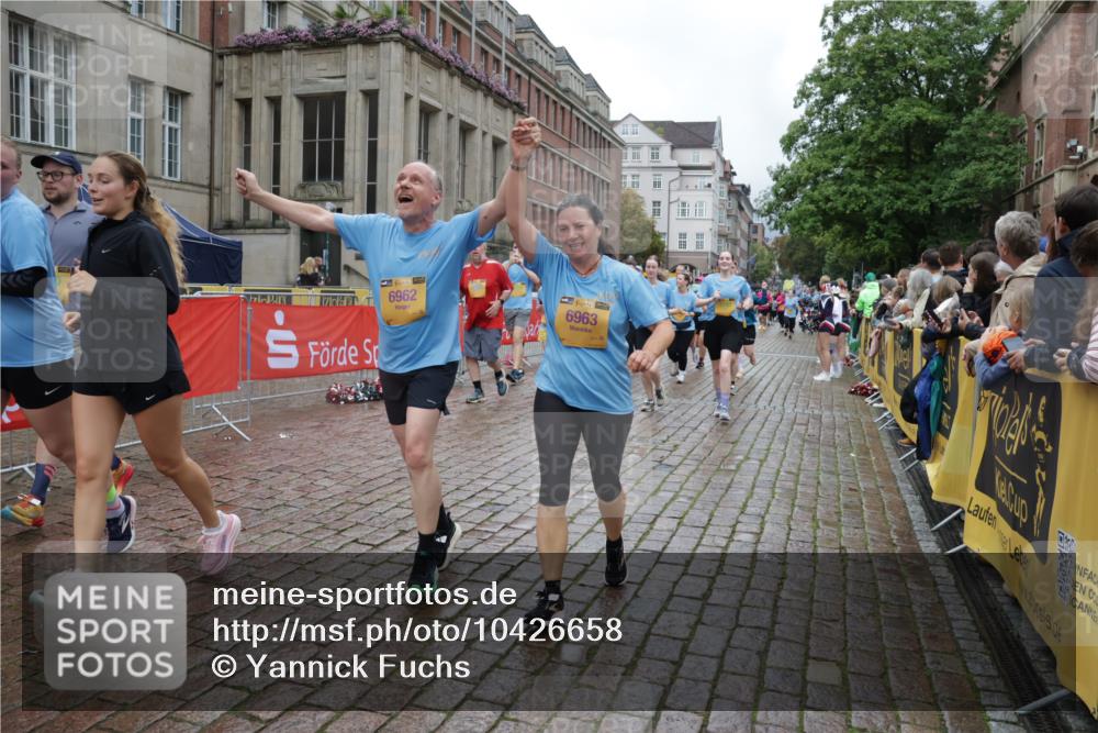 13.09.2026 - Kiel Lauf Yannick Fuchs http://msf.ph/oto/10426658 13.09.2026 11:04:57 Ziel 1056, 1861, 2093, 2804, 4211, 4391, 5021, 6393, 6443, 8149, 9330, 9647, 10138, 10217, 10484, 10679, 11906, 11948, 12406, 12472, 567, 711, 1228, 1289, 1431, 1554, 2298, 2662, 2750, 2758, 3140, 3141, 4155, 4200, 4758, 4759, 4870, 5963, 6010, 6443, 6752, 6962, 6963, 7157, 7686, 8697, 8950, 8951, 8956, 9067, 9667, 9806, 9815, 9818, 9980, 9987, 10016, 10593, 11050, 11906, 12252, 12438, 12826, 1186, 2142, 2308, 3159, 4262, 5002, 7860, 8124, 11094, 3963 meine-sportfotos.de
