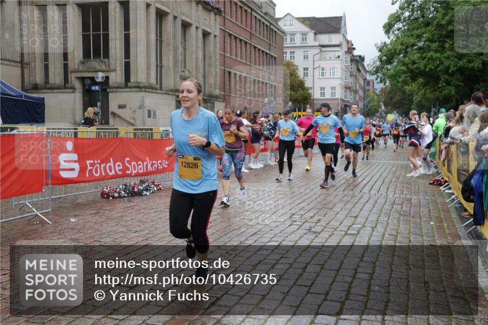 13.09.2026 - Kiel Lauf Yannick Fuchs http://msf.ph/oto/10426735 13.09.2026 11:05:05 Ziel 1186, 2093, 2142, 2308, 4262, 4391, 5002, 5021, 6393, 8149, 9330, 9605, 9647, 10003, 10138, 10679, 711, 1056, 1228, 1289, 1431, 1861, 2804, 4200, 4211, 4391, 4758, 4759, 5963, 6443, 6752, 8697, 8950, 8951, 9647, 9667, 9815, 9818, 10016, 10217, 10484, 10593, 11906, 11948, 12252, 12406, 12438, 12472, 12826, 1476, 2070, 3122, 3159, 3284, 6447, 7386, 7716, 7860, 8124, 8949, 10133, 11094, 11160, 11341, 567, 1554, 2298, 2758, 9667, 12826 meine-sportfotos.de