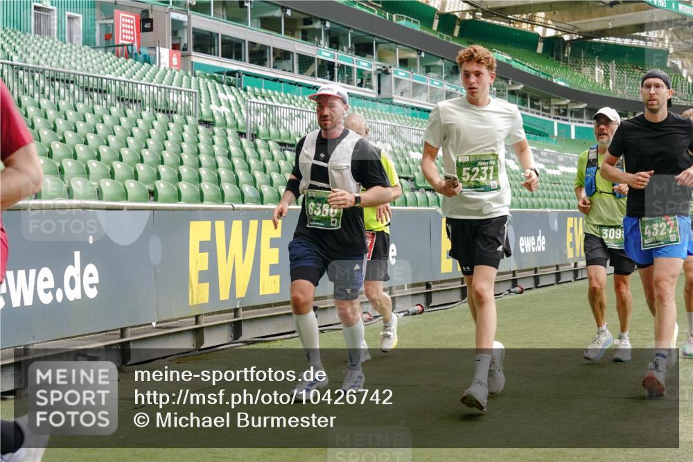 13.09.2026 - 21. swb-Marathon Bremen Michael Burmester http://msf.ph/oto/10426742 13.09.2026 13:02:17 Laufen im Stadion 150, 242, 282, 318, 440, 531, 687, 722, 930, 936, 946, 1006, 1067, 1163, 1250, 1436, 1448, 1460, 1582, 1611, 1896, 2033, 2047, 2062, 2276, 2292, 2345, 2364, 2370, 2378, 2409, 2421, 2485, 2491, 2513, 2560, 2561, 2627, 2638, 2666, 2668, 2779, 2900, 2987, 3013, 3044, 3114, 3163, 3164, 3187, 3248, 3258, 3294, 3334, 3372, 3374, 3375, 3392, 3496, 3524, 3526, 3527, 3576, 3585, 3603, 3667, 3721, 3806, 3852, 3893, 3938, 3970, 3983, 4000, 4077, 4133, 4506, 4558 meine-sportfotos.de