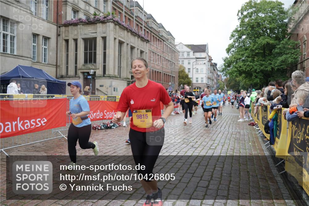 13.09.2026 - Kiel Lauf Yannick Fuchs http://msf.ph/oto/10426805 13.09.2026 11:05:13 Ziel 1186, 2142, 2308, 3159, 4262, 5002, 7860, 8124, 9605, 10003, 11094, 711, 1056, 1228, 1289, 1431, 1861, 2093, 2142, 2804, 4211, 4391, 5021, 5963, 6393, 6443, 6752, 8149, 8697, 9330, 9647, 9815, 9818, 10016, 10138, 10217, 10484, 10593, 10679, 11906, 11948, 12252, 12406, 12438, 12472, 1476, 1491, 2070, 2365, 3122, 3284, 3421, 5888, 5909, 5954, 6447, 7386, 7716, 7899, 8334, 8949, 9589, 9747, 10133, 11160, 11341, 4200, 4758, 4759, 8697, 8950, 8951, 9667, 12826 meine-sportfotos.de