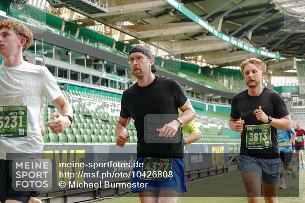 13.09.2026 - 21. swb-Marathon Bremen Michael Burmester http://msf.ph/oto/10426808 13.09.2026 13:02:18 Laufen im Stadion 150, 282, 318, 440, 531, 722, 930, 936, 946, 1006, 1067, 1163, 1250, 1436, 1448, 1460, 1582, 1611, 1896, 2033, 2047, 2062, 2276, 2292, 2345, 2364, 2370, 2378, 2409, 2421, 2485, 2491, 2513, 2560, 2561, 2627, 2638, 2666, 2668, 2779, 2900, 2987, 3013, 3044, 3114, 3163, 3164, 3187, 3248, 3258, 3294, 3334, 3372, 3374, 3375, 3392, 3496, 3524, 3526, 3527, 3576, 3585, 3603, 3667, 3721, 3806, 3852, 3893, 3938, 3970, 3983, 4000, 4077, 4133, 4506, 4558 meine-sportfotos.de