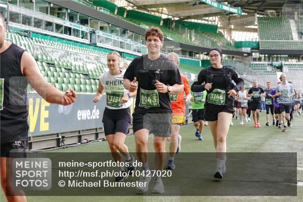 13.09.2026 - 21. swb-Marathon Bremen Michael Burmester http://msf.ph/oto/10427020 13.09.2026 13:25:29 Laufen im Stadion 202, 213, 294, 505, 530, 543, 548, 645, 723, 739, 752, 815, 818, 966, 1283, 1410, 1443, 1459, 1463, 1471, 1487, 1491, 1504, 1515, 1530, 1561, 1618, 1744, 1828, 1830, 1944, 1953, 2058, 2059, 2095, 2211, 2252, 2267, 2271, 2298, 2308, 2312, 2323, 2354, 2382, 2384, 2483, 2497, 2506, 2508, 2554, 2558, 2571, 2591, 2644, 2656, 2675, 2752, 2762, 2776, 2833, 2878, 2896, 2970, 2981, 3005, 3047, 3062, 3097, 3142, 3172, 3211, 3259, 3298, 3306, 3312, 3329, 3359, 3381, 3390, 3433 meine-sportfotos.de