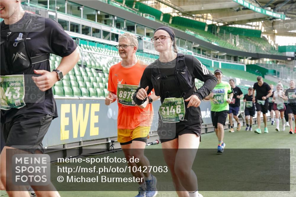 13.09.2026 - 21. swb-Marathon Bremen Michael Burmester http://msf.ph/oto/10427063 13.09.2026 13:25:31 Laufen im Stadion 202, 213, 294, 505, 530, 543, 548, 645, 723, 739, 752, 815, 818, 966, 1283, 1410, 1443, 1459, 1463, 1471, 1487, 1491, 1504, 1515, 1530, 1561, 1618, 1744, 1828, 1830, 1944, 1953, 2058, 2059, 2095, 2211, 2267, 2271, 2298, 2308, 2312, 2323, 2354, 2382, 2384, 2483, 2497, 2506, 2508, 2554, 2558, 2571, 2591, 2644, 2656, 2675, 2752, 2762, 2776, 2833, 2878, 2896, 2970, 2981, 3005, 3047, 3062, 3097, 3142, 3172, 3211, 3259, 3298, 3306, 3312, 3329, 3359, 3381, 3390, 3433 meine-sportfotos.de