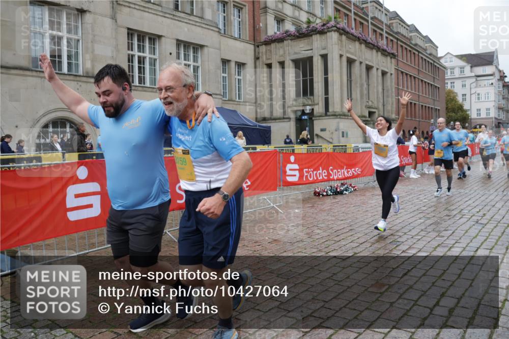 13.09.2026 - Kiel Lauf Yannick Fuchs http://msf.ph/oto/10427064 13.09.2026 11:05:49 Ziel 2959, 4058, 4148, 4153, 4764, 5526, 5925, 6668, 8323, 8498, 8879, 9279, 10386, 10557, 11049, 12012, 12233, 12649, 1476, 1491, 2070, 2365, 3122, 3159, 3284, 3352, 3421, 4979, 5888, 5909, 5954, 6162, 6447, 7386, 7716, 7860, 7899, 8124, 8334, 8949, 9480, 9589, 9747, 10133, 10599, 11094, 11160, 11341, 11618, 799, 1111, 1359, 2781, 2782, 3475, 3618, 4392, 4980, 5187, 5229, 5756, 6307, 6823, 7045, 7452, 7942, 8295, 8452, 9016, 9757, 10830, 11218, 11372, 12133, 12356 meine-sportfotos.de
