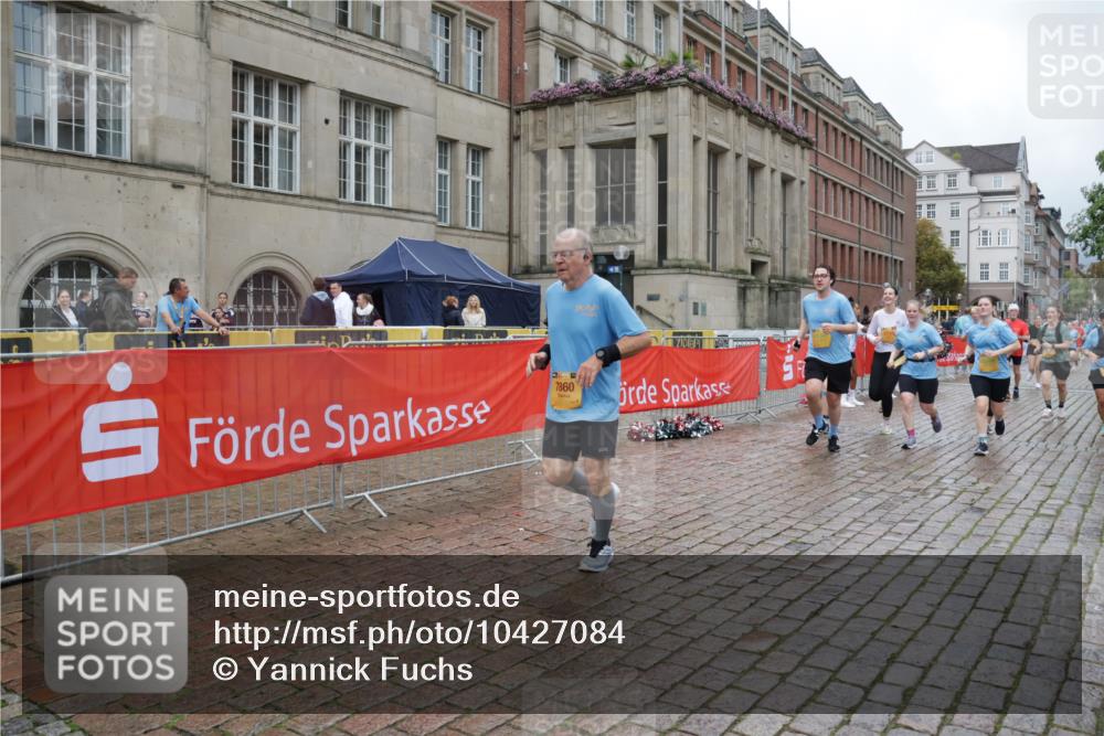 13.09.2026 - Kiel Lauf Yannick Fuchs http://msf.ph/oto/10427084 13.09.2026 11:05:51 Ziel 2959, 3475, 4058, 4148, 4153, 4764, 5526, 5756, 5925, 6668, 6823, 8323, 8498, 8879, 9016, 9279, 10386, 10557, 11049, 12233, 12649, 1476, 1491, 2070, 2365, 3122, 3284, 3352, 3421, 4979, 5888, 5909, 5954, 6162, 6447, 7386, 7716, 7860, 7899, 8334, 8949, 9480, 9589, 9747, 10133, 10599, 11160, 11341, 11618, 12012, 799, 1111, 1359, 2781, 2782, 3618, 4392, 4980, 5187, 5229, 6307, 7045, 7452, 7942, 8295, 8452, 9757, 10830, 11218, 11372, 12133, 12356 meine-sportfotos.de