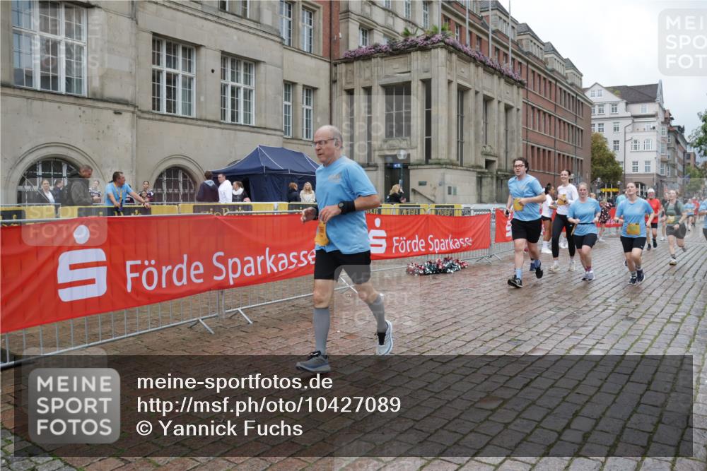 13.09.2026 - Kiel Lauf Yannick Fuchs http://msf.ph/oto/10427089 13.09.2026 11:05:51 Ziel 2959, 3475, 4058, 4148, 4153, 4764, 5526, 5756, 5925, 6668, 6823, 8323, 8498, 8879, 9016, 9279, 10386, 10557, 11049, 12233, 12649, 1476, 1491, 2070, 2365, 3122, 3284, 3352, 3421, 4979, 5888, 5909, 5954, 6162, 6447, 7386, 7716, 7860, 7899, 8334, 8949, 9480, 9589, 9747, 10133, 10599, 11160, 11341, 11618, 12012, 799, 1111, 1359, 2781, 2782, 3618, 4392, 4980, 5187, 5229, 6307, 7045, 7452, 7942, 8295, 8452, 9757, 10830, 11218, 11372, 12133, 12356 meine-sportfotos.de