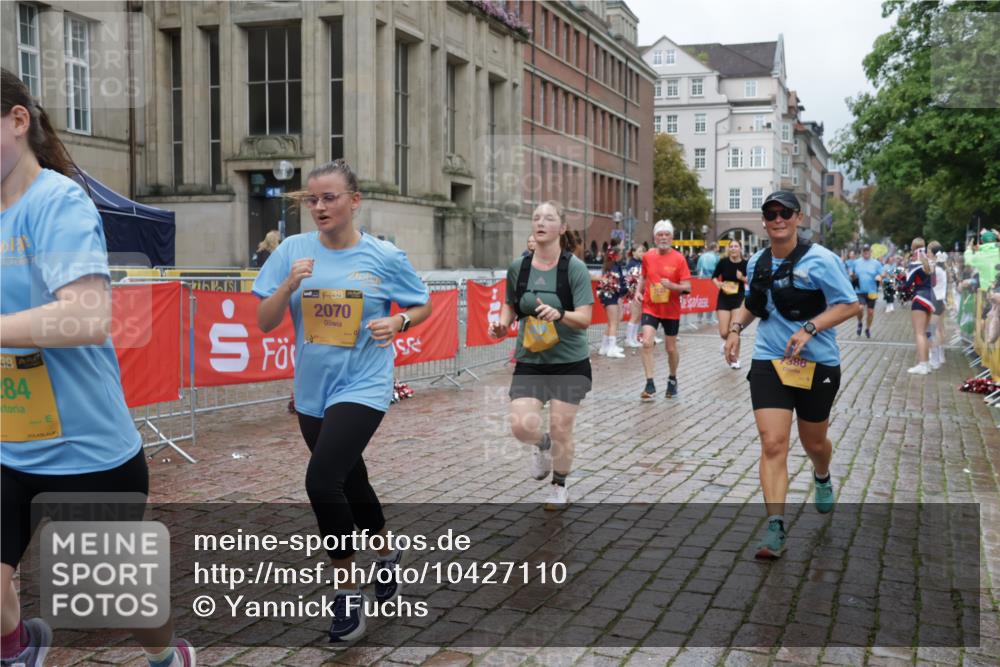 13.09.2026 - Kiel Lauf Yannick Fuchs http://msf.ph/oto/10427110 13.09.2026 11:05:53 Ziel 2959, 3475, 4058, 4148, 4153, 4764, 5187, 5526, 5756, 5925, 6668, 6823, 8323, 8498, 8879, 9016, 9279, 9757, 10386, 10557, 11049, 12133, 12233, 12649, 1476, 1491, 2070, 2365, 3122, 3284, 3352, 3421, 4979, 5888, 5909, 5954, 6162, 6447, 7386, 7716, 7899, 8334, 8949, 9480, 9589, 9747, 10133, 10599, 11160, 11341, 11618, 12012, 12233, 799, 1111, 1359, 2781, 2782, 3618, 4392, 4980, 5229, 6307, 7045, 7452, 7942, 8163, 8295, 8452, 10830, 11218, 11372, 12356 meine-sportfotos.de