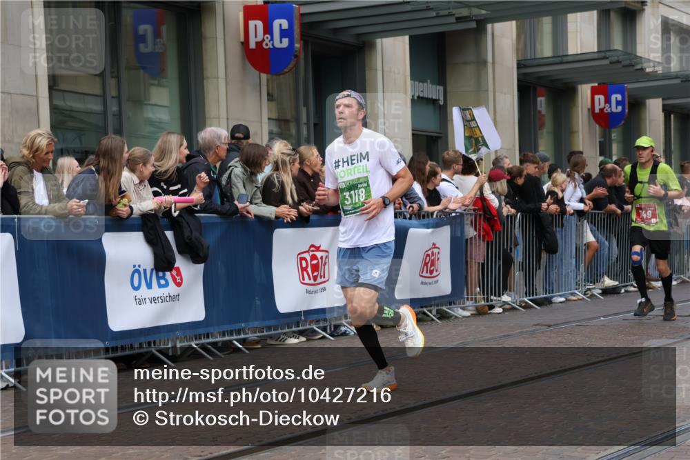 13.09.2026 - 21. swb-Marathon Bremen Strokosch-Dieckow http://msf.ph/oto/10427216 13.09.2026 13:07:04 Ziel 1863, 2706, 3043, 3118, 4743, 4808, 6053, 7636, 7803, 7876, 8060, 8098, 8467, 8980, 9927, 521, 749, 1009, 1540, 3127, 3794, 3973, 4574, 6784, 8580, 8888, 9708 meine-sportfotos.de