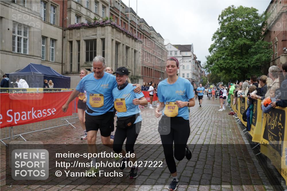13.09.2026 - Kiel Lauf Yannick Fuchs http://msf.ph/oto/10427222 13.09.2026 11:06:07 Ziel 799, 1111, 1359, 2781, 2782, 3618, 4392, 4980, 5187, 5229, 6307, 7045, 7452, 7942, 8295, 8452, 9757, 10830, 11218, 11372, 12048, 12133, 12356, 12646, 12647, 2365, 2959, 3352, 3475, 4058, 4148, 4153, 4764, 4979, 5526, 5756, 5888, 5925, 5954, 6162, 6668, 6823, 7899, 8323, 8498, 8879, 9016, 9279, 9480, 9589, 9747, 9757, 10386, 10557, 10599, 11049, 11618, 12012, 12233, 12649, 458, 560, 631, 710, 824, 2179, 3201, 3966, 4095, 4614, 5141, 8163, 8400, 9781 meine-sportfotos.de