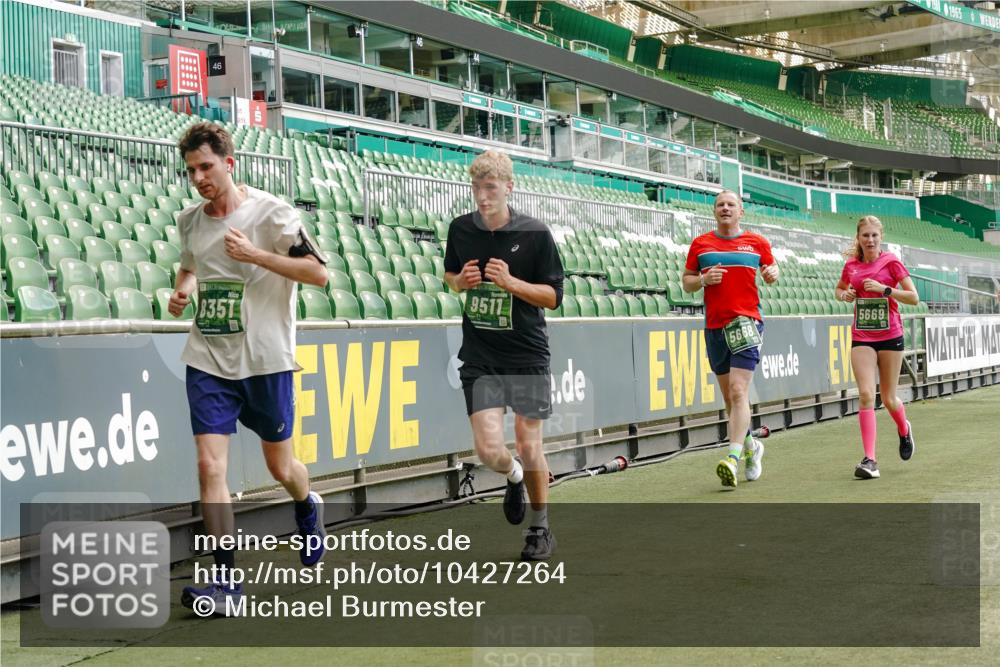 13.09.2026 - 21. swb-Marathon Bremen Michael Burmester http://msf.ph/oto/10427264 13.09.2026 13:02:27 Laufen im Stadion 150, 282, 318, 440, 531, 722, 930, 936, 946, 1006, 1014, 1067, 1163, 1250, 1436, 1448, 1460, 1582, 1611, 1896, 2033, 2047, 2062, 2276, 2292, 2345, 2364, 2370, 2378, 2421, 2491, 2513, 2561, 2627, 2638, 2666, 2668, 2779, 2900, 2987, 3013, 3044, 3114, 3135, 3163, 3164, 3187, 3248, 3258, 3294, 3334, 3372, 3374, 3375, 3392, 3460, 3496, 3526, 3527, 3576, 3585, 3603, 3667, 3721, 3806, 3852, 3893, 3938, 3970, 3983, 4000, 4077, 4133, 4506, 4558 meine-sportfotos.de