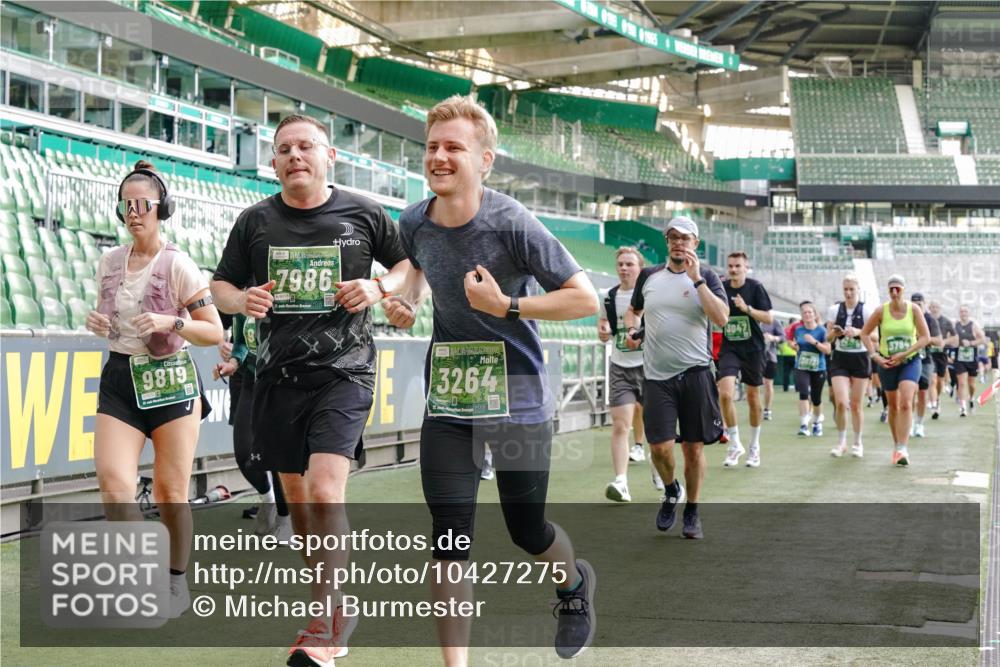 13.09.2026 - 21. swb-Marathon Bremen Michael Burmester http://msf.ph/oto/10427275 13.09.2026 13:25:38 Laufen im Stadion 202, 213, 294, 505, 530, 543, 548, 645, 723, 752, 815, 818, 966, 1283, 1410, 1443, 1459, 1463, 1473, 1487, 1491, 1504, 1515, 1530, 1561, 1618, 1744, 1828, 1830, 1953, 2058, 2059, 2095, 2211, 2267, 2271, 2298, 2308, 2312, 2323, 2354, 2382, 2384, 2483, 2497, 2506, 2508, 2554, 2558, 2571, 2591, 2592, 2644, 2656, 2675, 2752, 2762, 2833, 2878, 2896, 2970, 2981, 3005, 3047, 3062, 3097, 3142, 3172, 3211, 3259, 3298, 3306, 3329, 3359, 3381, 3390, 3433 meine-sportfotos.de