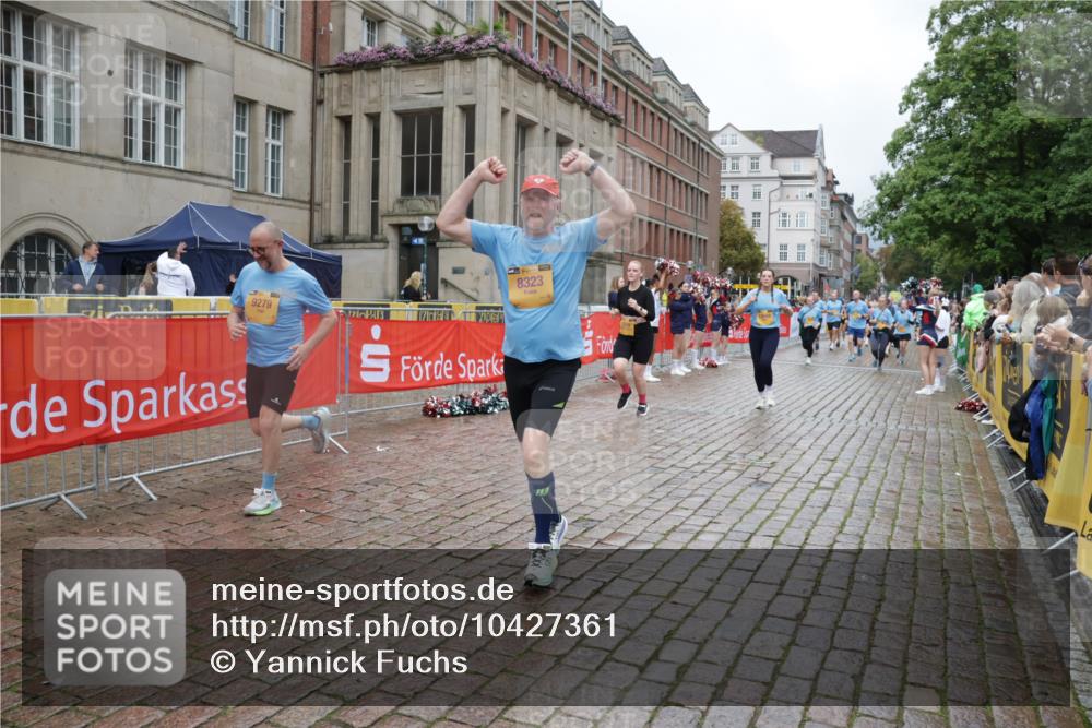 13.09.2026 - Kiel Lauf Yannick Fuchs http://msf.ph/oto/10427361 13.09.2026 11:06:22 Ziel 458, 560, 631, 710, 824, 2179, 3201, 3966, 4095, 4614, 5141, 5403, 5435, 6124, 6125, 6754, 8163, 8299, 8400, 8429, 9781, 10143, 10329, 10497, 10537, 10545, 10841, 11028, 11029, 11900, 12195, 12686, 799, 1111, 1359, 2781, 2782, 3475, 3618, 4058, 4392, 4980, 5187, 5229, 5756, 5925, 6307, 6823, 7045, 7452, 7942, 8295, 8323, 8452, 8879, 9016, 9279, 9757, 10830, 11218, 11372, 12048, 12133, 12356, 12646, 12647, 12649, 219 meine-sportfotos.de