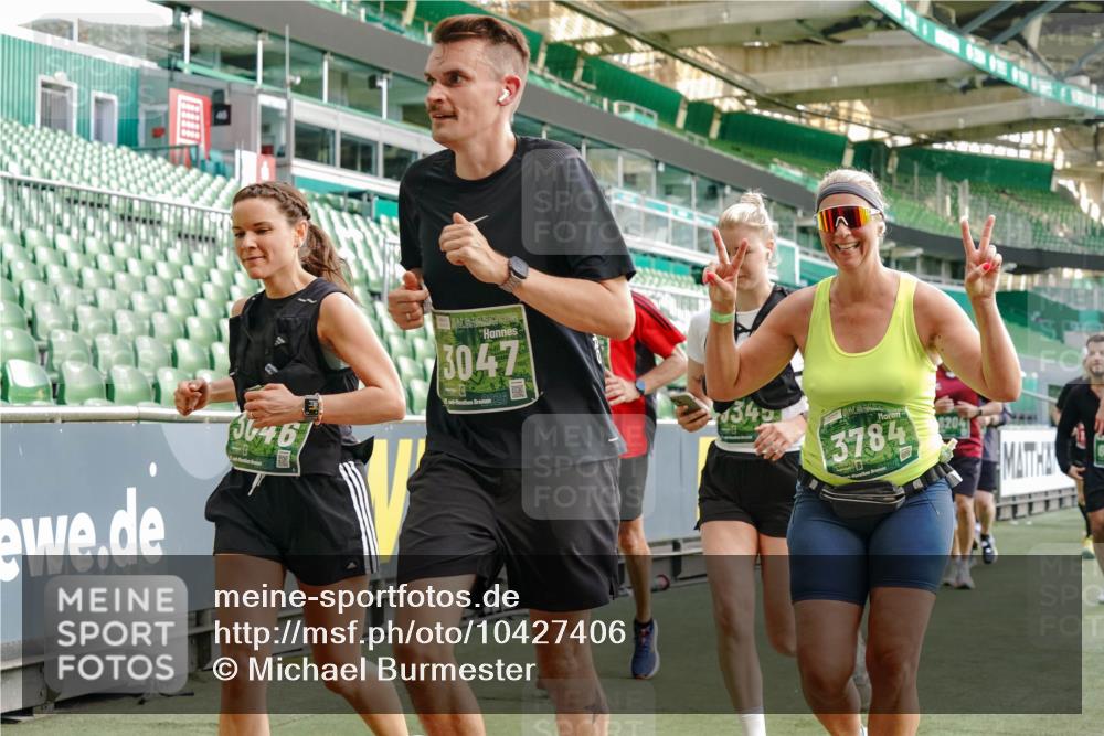 13.09.2026 - 21. swb-Marathon Bremen Michael Burmester http://msf.ph/oto/10427406 13.09.2026 13:25:43 Laufen im Stadion 202, 213, 294, 505, 530, 543, 548, 645, 723, 815, 818, 966, 1283, 1410, 1443, 1459, 1463, 1473, 1487, 1491, 1504, 1515, 1530, 1561, 1618, 1744, 1828, 1830, 1953, 2058, 2059, 2095, 2211, 2267, 2271, 2298, 2308, 2312, 2323, 2354, 2382, 2384, 2497, 2506, 2508, 2554, 2558, 2576, 2591, 2592, 2644, 2656, 2675, 2752, 2762, 2817, 2833, 2878, 2896, 2970, 2981, 3005, 3047, 3062, 3097, 3142, 3172, 3211, 3259, 3298, 3306, 3329, 3359, 3381, 3390, 3433, 3629 meine-sportfotos.de