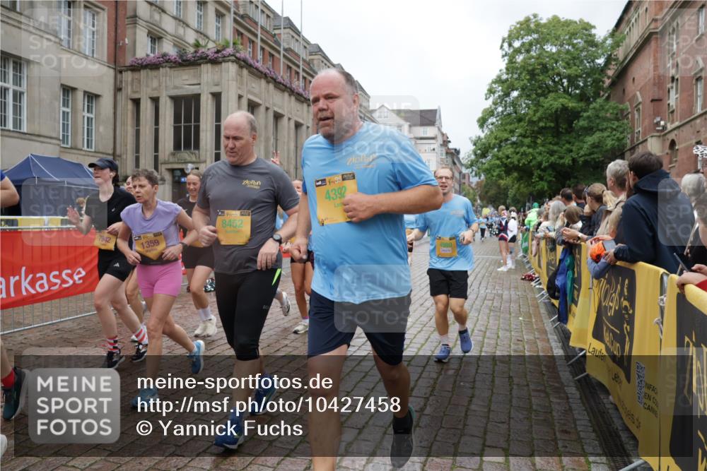 13.09.2026 - Kiel Lauf Yannick Fuchs http://msf.ph/oto/10427458 13.09.2026 11:06:34 Ziel 219, 805, 3712, 4312, 4421, 5141, 7008, 7664, 9022, 9182, 9830, 10545, 11900, 12188, 12195, 458, 560, 631, 710, 799, 824, 1111, 1359, 2179, 2781, 2782, 3201, 3618, 3966, 4095, 4392, 4614, 4980, 5229, 5403, 5435, 6124, 6125, 6307, 6754, 7045, 7452, 7942, 8163, 8295, 8299, 8400, 8429, 8452, 9781, 10143, 10329, 10497, 10537, 10545, 10830, 10841, 11028, 11029, 11218, 11372, 12048, 12195, 12356, 12646, 12647, 12686, 2041, 3213, 6931, 7145, 7329, 8029, 8822, 9467, 9729, 799 meine-sportfotos.de