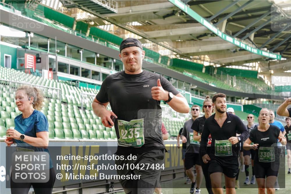 13.09.2026 - 21. swb-Marathon Bremen Michael Burmester http://msf.ph/oto/10427484 13.09.2026 13:25:46 Laufen im Stadion 202, 213, 294, 505, 530, 543, 645, 723, 815, 818, 966, 1077, 1283, 1410, 1443, 1459, 1463, 1473, 1487, 1491, 1504, 1515, 1530, 1561, 1618, 1744, 1828, 1830, 1953, 2058, 2059, 2095, 2211, 2267, 2271, 2298, 2308, 2312, 2323, 2354, 2382, 2384, 2497, 2506, 2508, 2554, 2558, 2576, 2591, 2592, 2644, 2656, 2675, 2752, 2762, 2817, 2833, 2878, 2896, 2965, 2970, 2981, 3005, 3047, 3062, 3097, 3142, 3172, 3211, 3259, 3298, 3306, 3329, 3359, 3381, 3390, 3433, 3629 meine-sportfotos.de