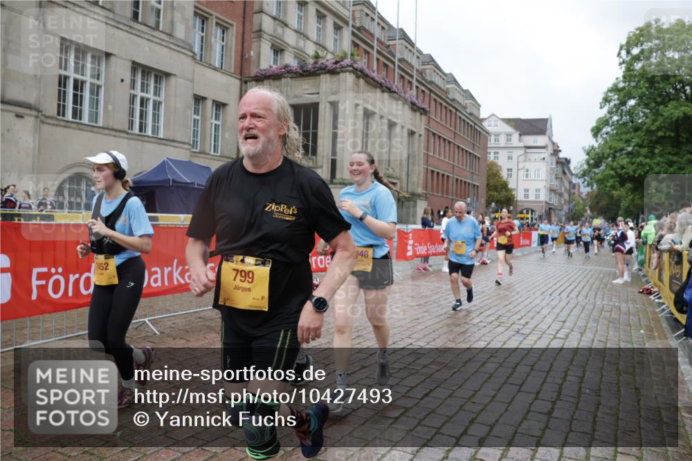 13.09.2026 - Kiel Lauf Yannick Fuchs http://msf.ph/oto/10427493 13.09.2026 11:06:37 Ziel 219, 805, 3712, 4312, 4421, 5565, 7008, 7664, 8704, 9022, 9182, 9830, 11559, 11900, 12188, 458, 560, 631, 710, 799, 824, 2179, 2781, 2782, 3201, 3618, 3966, 4095, 4614, 5141, 5403, 5435, 6124, 6125, 6754, 7045, 7452, 8163, 8299, 8400, 8429, 9781, 10143, 10329, 10497, 10537, 10545, 10841, 11028, 11029, 11900, 12048, 12195, 12686, 2041, 3213, 4683, 4945, 6931, 7145, 7329, 8029, 8822, 8911, 9218, 9467, 9729, 799, 7045, 7452, 12048 meine-sportfotos.de
