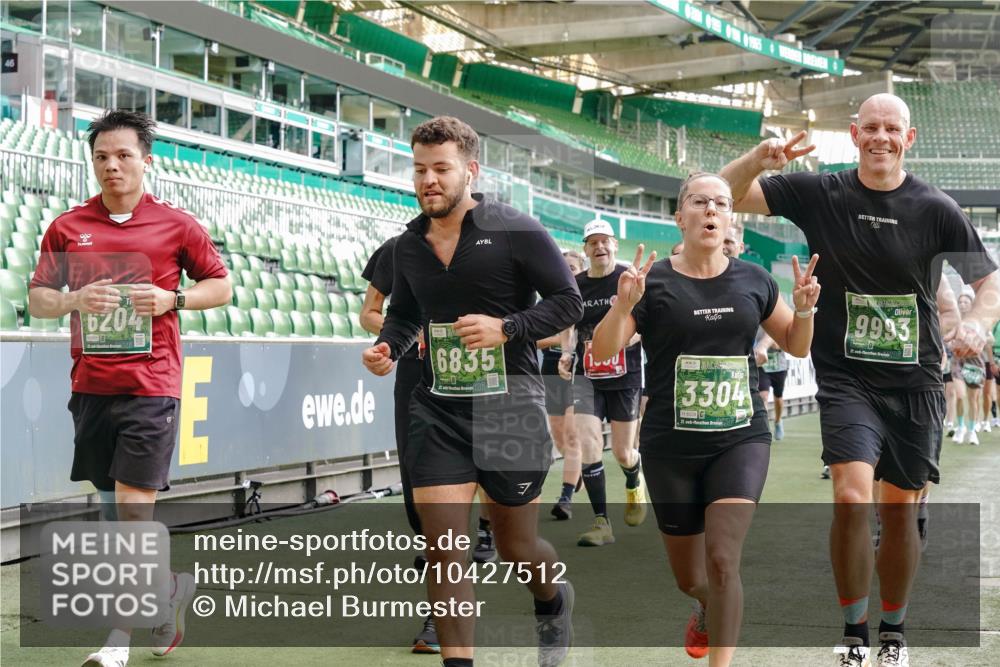 13.09.2026 - 21. swb-Marathon Bremen Michael Burmester http://msf.ph/oto/10427512 13.09.2026 13:25:47 Laufen im Stadion 202, 213, 294, 505, 530, 543, 645, 723, 815, 818, 966, 1077, 1283, 1410, 1443, 1459, 1463, 1473, 1487, 1491, 1504, 1515, 1530, 1561, 1618, 1744, 1828, 1830, 1953, 2058, 2059, 2095, 2211, 2267, 2271, 2298, 2308, 2312, 2323, 2354, 2382, 2384, 2497, 2506, 2508, 2554, 2558, 2576, 2591, 2592, 2644, 2656, 2675, 2752, 2762, 2817, 2833, 2878, 2896, 2965, 2970, 2981, 3005, 3047, 3062, 3097, 3142, 3172, 3211, 3259, 3298, 3306, 3329, 3359, 3381, 3390, 3433, 3629 meine-sportfotos.de