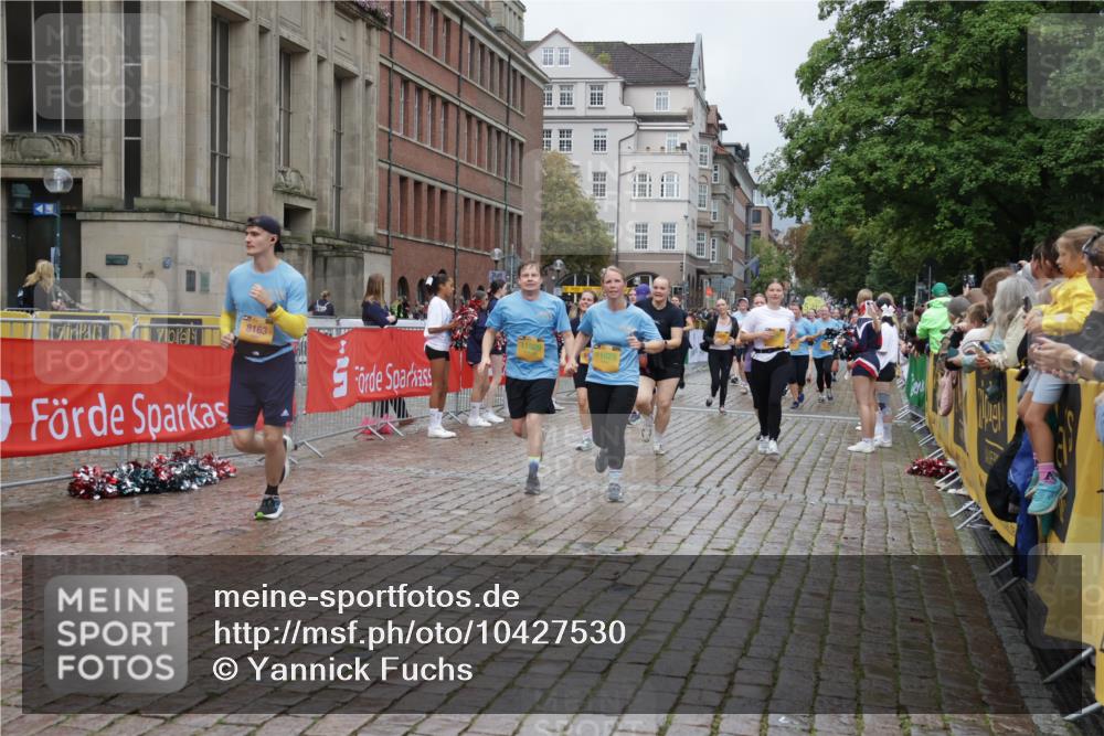 13.09.2026 - Kiel Lauf Yannick Fuchs http://msf.ph/oto/10427530 13.09.2026 11:06:45 Ziel 3213, 4312, 4421, 5565, 7008, 7145, 7664, 8029, 8704, 8822, 11559, 219, 458, 560, 631, 710, 805, 824, 2179, 3201, 3712, 3966, 4095, 4614, 5141, 5403, 5435, 6124, 6125, 6754, 8163, 8299, 8400, 8429, 9022, 9182, 9781, 9830, 10143, 10329, 10497, 10537, 10545, 10841, 11028, 11029, 11900, 12188, 12195, 12686, 1294, 1894, 2041, 3004, 3401, 4683, 4945, 5527, 6541, 6931, 7329, 7741, 8911, 9218, 9467, 9729, 10591, 2781, 2782, 7045, 7452, 8163, 12048 meine-sportfotos.de