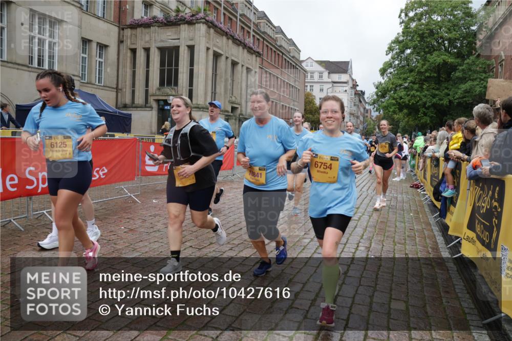 13.09.2026 - Kiel Lauf Yannick Fuchs http://msf.ph/oto/10427616 13.09.2026 11:06:53 Ziel 1894, 2041, 3213, 4683, 4945, 6931, 7145, 7329, 8029, 8822, 8911, 9218, 9467, 9729, 219, 458, 560, 631, 710, 805, 2179, 3201, 3712, 4095, 4312, 4421, 4614, 5141, 5403, 5435, 5565, 6124, 6125, 6754, 7008, 7664, 8299, 8429, 8704, 9022, 9182, 9830, 10497, 10537, 10545, 10841, 11559, 11900, 12188, 12195, 102, 583, 1294, 2305, 3004, 3401, 5527, 6265, 6541, 6734, 7741, 10591, 10977, 11481, 458, 631, 710, 824, 2179, 3201, 3966, 4095, 5403, 5435, 6125, 6754, 8163, 8400, 8429, 9781 meine-sportfotos.de