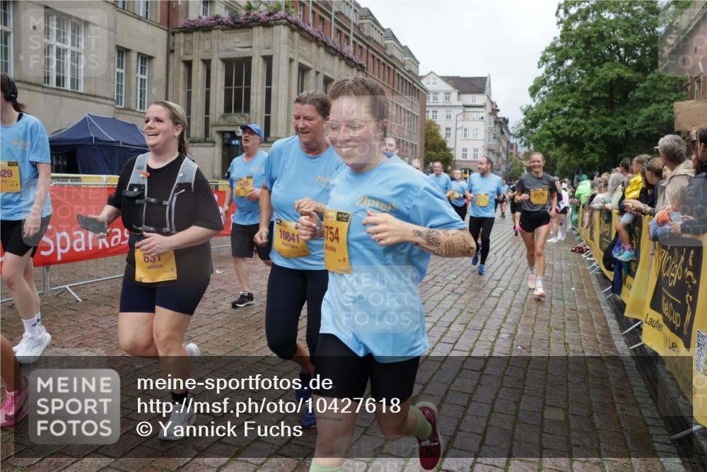 13.09.2026 - Kiel Lauf Yannick Fuchs http://msf.ph/oto/10427618 13.09.2026 11:06:53 Ziel 1894, 2041, 3213, 4683, 4945, 6931, 7145, 7329, 8029, 8822, 8911, 9218, 9467, 9729, 219, 458, 560, 631, 710, 805, 2179, 3201, 3712, 4095, 4312, 4421, 4614, 5141, 5403, 5435, 5565, 6124, 6125, 6754, 7008, 7664, 8299, 8429, 8704, 9022, 9182, 9830, 10497, 10537, 10545, 10841, 11559, 11900, 12188, 12195, 102, 583, 1294, 2305, 3004, 3401, 5527, 6265, 6541, 6734, 7741, 10591, 10977, 11481, 458, 631, 710, 824, 2179, 3201, 3966, 4095, 5403, 5435, 6125, 6754, 8163, 8400, 8429, 9781 meine-sportfotos.de