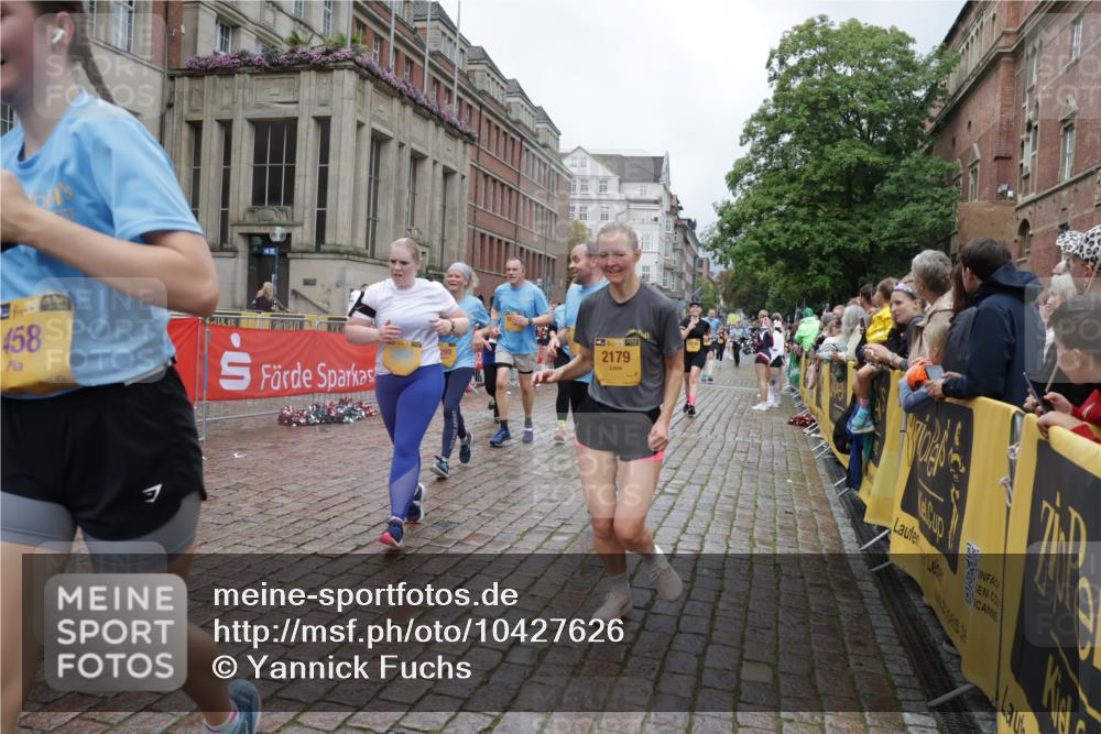 13.09.2026 - Kiel Lauf Yannick Fuchs http://msf.ph/oto/10427626 13.09.2026 11:06:55 Ziel 1894, 2041, 3213, 4683, 4945, 6541, 6931, 7145, 7329, 8029, 8822, 8911, 9218, 9467, 9729, 219, 458, 560, 710, 805, 2179, 3712, 4312, 4421, 4614, 5141, 5403, 5435, 5565, 6124, 7008, 7664, 8299, 8704, 9022, 9182, 9830, 10497, 10545, 11559, 11900, 12188, 12195, 102, 583, 1294, 2305, 3004, 3401, 5527, 6265, 6734, 7741, 10591, 10762, 10977, 11481, 12412, 458, 560, 631, 710, 824, 2179, 3201, 3966, 4095, 4614, 5403, 5435, 6124, 6125, 6754, 8163, 8299, 8400, 8429, 9781, 10497 meine-sportfotos.de