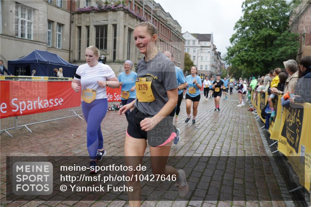 13.09.2026 - Kiel Lauf Yannick Fuchs http://msf.ph/oto/10427646 13.09.2026 11:06:55 Ziel 1894, 2041, 3213, 4683, 4945, 6541, 6931, 7145, 7329, 8029, 8822, 8911, 9218, 9467, 9729, 219, 458, 560, 710, 805, 2179, 3712, 4312, 4421, 4614, 5141, 5403, 5435, 5565, 6124, 7008, 7664, 8299, 8704, 9022, 9182, 9830, 10497, 10545, 11559, 11900, 12188, 12195, 102, 583, 1294, 2305, 3004, 3401, 5527, 6265, 6734, 7741, 10591, 10762, 10977, 11481, 12412, 458, 560, 631, 710, 824, 2179, 3201, 3966, 4095, 4614, 5403, 5435, 6124, 6125, 6754, 8163, 8299, 8400, 8429, 9781, 10497 meine-sportfotos.de