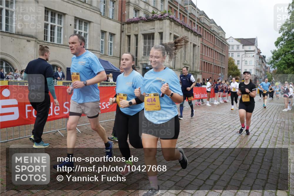 13.09.2026 - Kiel Lauf Yannick Fuchs http://msf.ph/oto/10427668 13.09.2026 11:06:57 Ziel 1894, 2041, 3213, 3401, 4683, 4945, 6541, 6931, 7329, 7741, 8029, 8822, 8911, 9218, 9467, 9729, 10591, 219, 560, 805, 3712, 4312, 4421, 4614, 5141, 5565, 6124, 7008, 7145, 7664, 8029, 8299, 8704, 9022, 9182, 9830, 10497, 10545, 11559, 11900, 12188, 12195, 102, 583, 1294, 2305, 3004, 5527, 6265, 6726, 6734, 9125, 10762, 10977, 11481, 12412, 458, 560, 631, 710, 824, 2179, 3201, 3966, 4095, 4614, 5141, 5403, 5435, 6124, 6125, 6754, 8299, 8429, 10497, 10545, 12195 meine-sportfotos.de