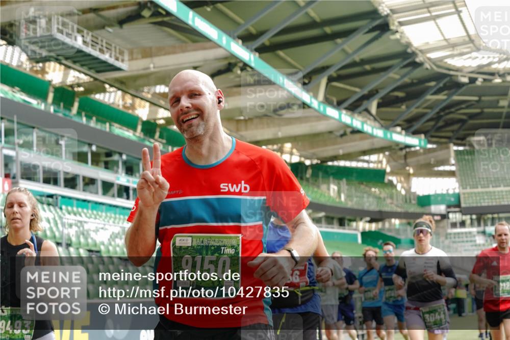 13.09.2026 - 21. swb-Marathon Bremen Michael Burmester http://msf.ph/oto/10427835 13.09.2026 13:02:43 Laufen im Stadion 150, 282, 531, 596, 722, 762, 930, 936, 940, 946, 1006, 1014, 1067, 1163, 1250, 1436, 1448, 1458, 1460, 1582, 1611, 1896, 2033, 2047, 2062, 2276, 2292, 2345, 2364, 2378, 2421, 2434, 2513, 2625, 2638, 2666, 2668, 2779, 2900, 2934, 2987, 3013, 3044, 3114, 3135, 3163, 3164, 3187, 3248, 3258, 3294, 3334, 3360, 3372, 3374, 3392, 3460, 3496, 3510, 3527, 3576, 3585, 3597, 3603, 3667, 3721, 3806, 3846, 3852, 3859, 3893, 3938, 3970, 3983, 4000, 4077, 4133, 4506, 4558 meine-sportfotos.de