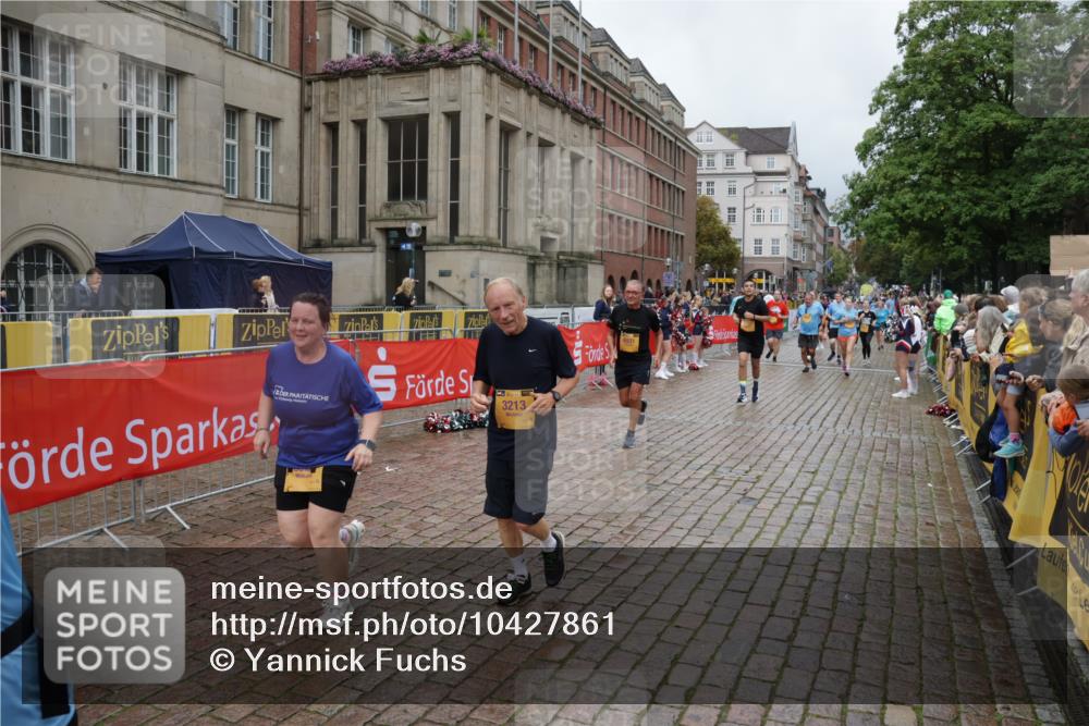 13.09.2026 - Kiel Lauf Yannick Fuchs http://msf.ph/oto/10427861 13.09.2026 11:07:22 Ziel 583, 733, 885, 1344, 1587, 2305, 4214, 5123, 5561, 5901, 6726, 9125, 10762, 10924, 11443, 12184, 12412, 102, 1294, 1894, 2041, 3004, 3213, 3401, 4683, 4945, 5527, 6265, 6541, 6734, 6931, 7329, 7741, 8029, 8822, 8911, 9218, 9467, 9729, 10591, 10977, 11481, 356, 660, 1601, 1637, 2905, 2940, 4983, 5095, 5138, 5139, 5542, 5554, 5638, 6380, 6690, 6727, 7625, 9064, 9604, 10873, 11015, 12267, 12706, 3213, 5565, 7145, 8029, 8704, 8822, 11559 meine-sportfotos.de