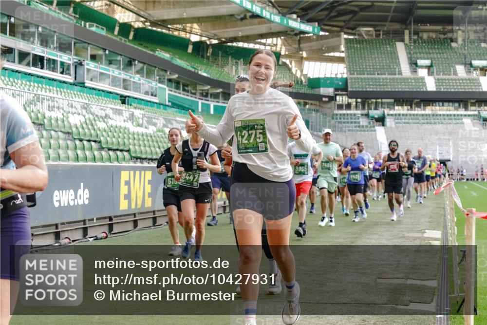13.09.2026 - 21. swb-Marathon Bremen Michael Burmester http://msf.ph/oto/10427931 13.09.2026 13:26:03 Laufen im Stadion 202, 213, 294, 390, 505, 530, 543, 645, 815, 818, 833, 966, 1077, 1283, 1410, 1443, 1459, 1473, 1487, 1491, 1504, 1515, 1530, 1561, 1618, 1744, 1828, 1830, 1953, 2058, 2059, 2267, 2271, 2273, 2298, 2308, 2309, 2354, 2382, 2384, 2428, 2506, 2508, 2554, 2558, 2576, 2582, 2591, 2592, 2644, 2656, 2675, 2752, 2762, 2817, 2833, 2878, 2896, 2965, 2970, 2981, 3005, 3047, 3062, 3084, 3097, 3142, 3172, 3211, 3259, 3306, 3329, 3359, 3390, 3433, 3629 meine-sportfotos.de