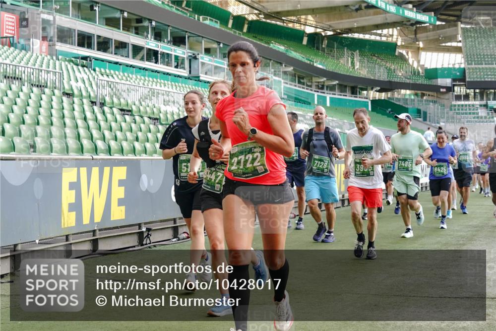 13.09.2026 - 21. swb-Marathon Bremen Michael Burmester http://msf.ph/oto/10428017 13.09.2026 13:26:05 Laufen im Stadion 202, 213, 294, 390, 505, 530, 543, 645, 815, 818, 833, 966, 1077, 1283, 1410, 1443, 1459, 1473, 1487, 1491, 1504, 1515, 1530, 1561, 1618, 1744, 1828, 1830, 1953, 2058, 2059, 2267, 2271, 2273, 2298, 2308, 2309, 2354, 2382, 2384, 2428, 2506, 2508, 2542, 2554, 2558, 2576, 2582, 2591, 2592, 2644, 2656, 2675, 2752, 2762, 2817, 2833, 2878, 2896, 2965, 2970, 2981, 3005, 3047, 3062, 3084, 3097, 3142, 3172, 3211, 3259, 3306, 3329, 3359, 3390, 3433, 3629 meine-sportfotos.de