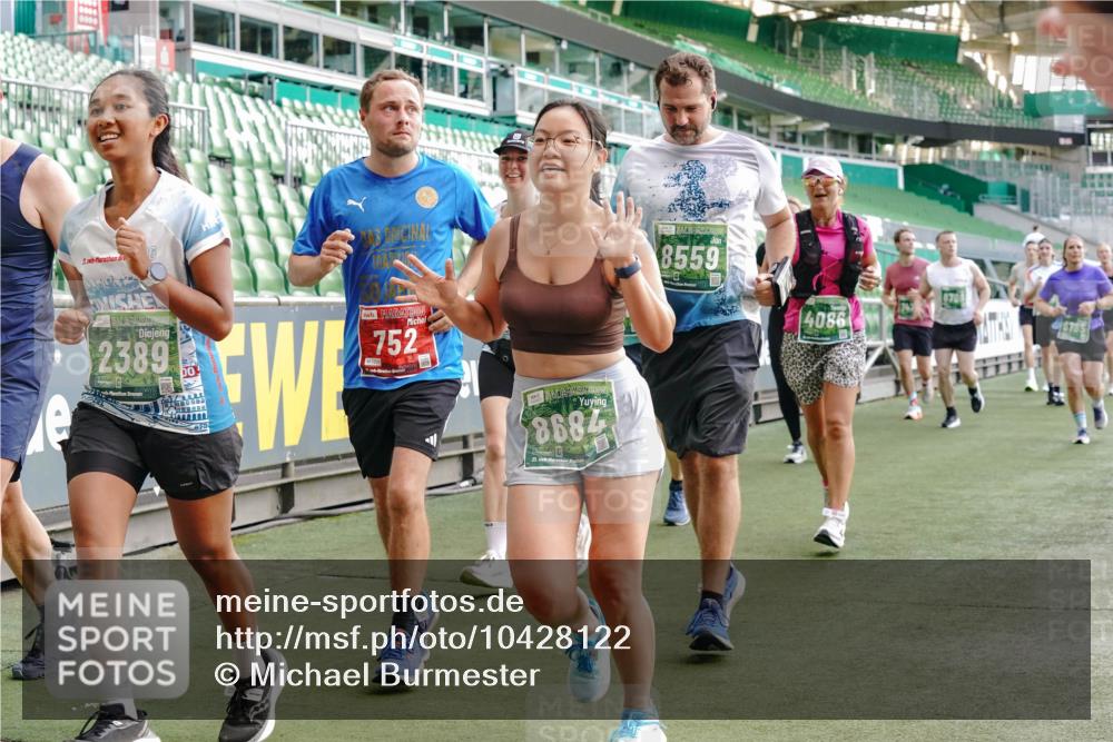 13.09.2026 - 21. swb-Marathon Bremen Michael Burmester http://msf.ph/oto/10428122 13.09.2026 13:26:10 Laufen im Stadion 202, 213, 294, 390, 505, 530, 543, 645, 815, 818, 833, 966, 1077, 1283, 1410, 1443, 1459, 1473, 1487, 1491, 1504, 1515, 1530, 1561, 1618, 1700, 1744, 1828, 1830, 1953, 2058, 2059, 2267, 2271, 2273, 2298, 2308, 2309, 2354, 2382, 2384, 2388, 2428, 2506, 2508, 2542, 2554, 2558, 2576, 2582, 2591, 2592, 2656, 2675, 2752, 2762, 2817, 2833, 2878, 2896, 2965, 2970, 2981, 3005, 3047, 3062, 3084, 3097, 3142, 3172, 3211, 3259, 3329, 3359, 3390, 3433, 3540, 3629 meine-sportfotos.de
