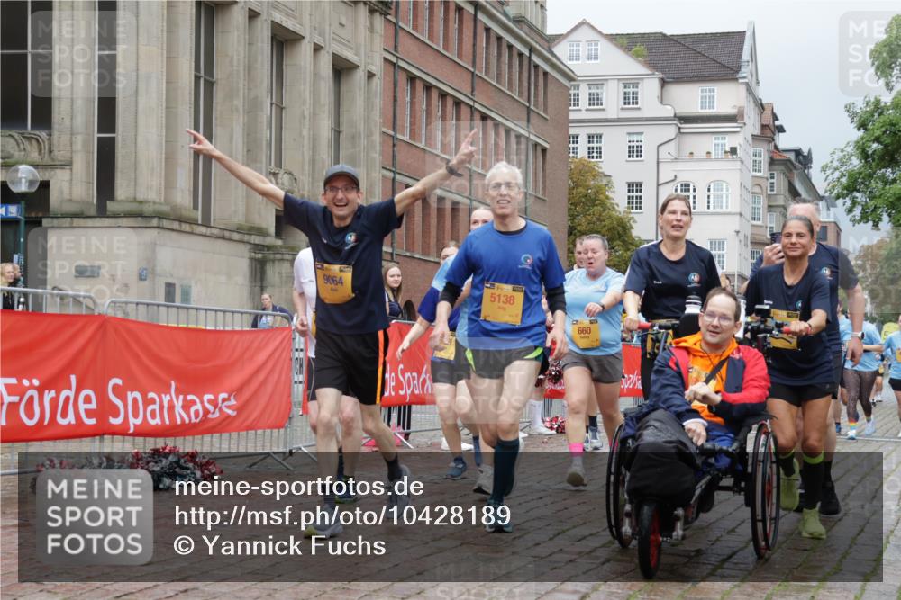 13.09.2026 - Kiel Lauf Yannick Fuchs http://msf.ph/oto/10428189 13.09.2026 11:08:06 Ziel 121, 755, 1951, 2120, 2136, 3397, 4297, 4949, 5833, 6401, 7123, 8019, 10702, 94, 311, 356, 656, 660, 1136, 1601, 1637, 2136, 2905, 2940, 3828, 3986, 4983, 5095, 5138, 5139, 5542, 5554, 5638, 6086, 6404, 6690, 6727, 7035, 7625, 9064, 9604, 9952, 10244, 10873, 11015, 11407, 12013, 12267, 12379, 12706, 12730, 3798, 5856, 6061, 6185, 6360, 7108, 7254, 10525, 885, 1344, 1587, 1601, 2905, 4214, 5123, 5138, 5542, 6380, 7625, 9064, 12184 meine-sportfotos.de