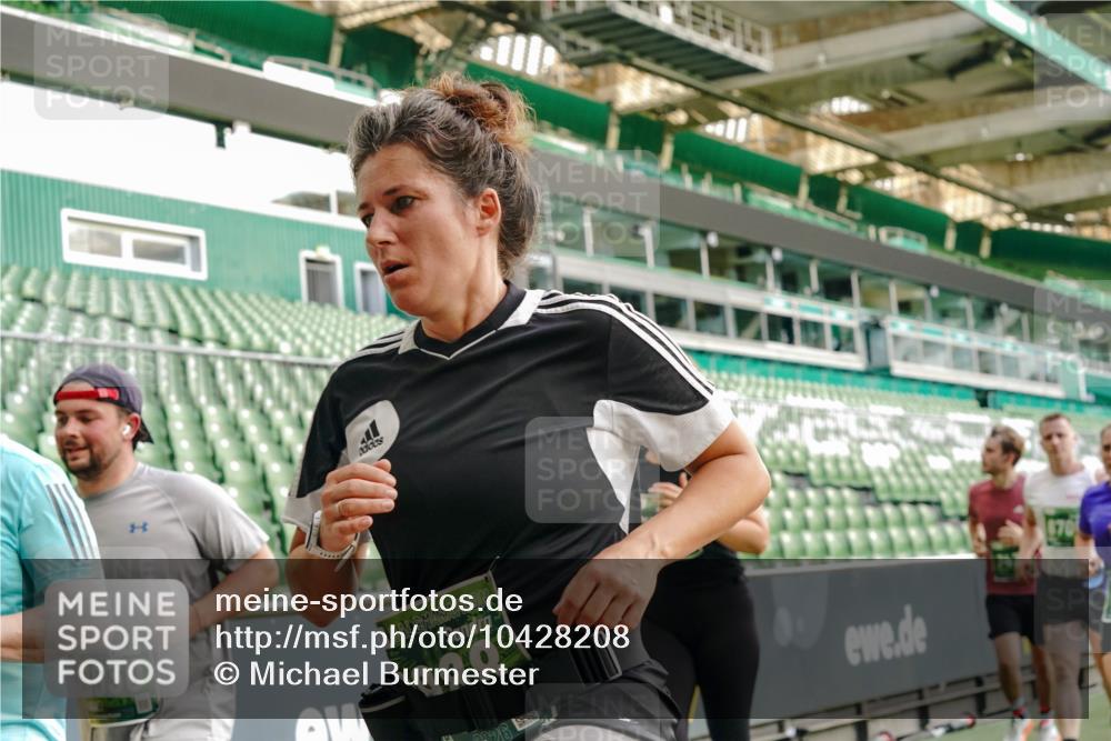 13.09.2026 - 21. swb-Marathon Bremen Michael Burmester http://msf.ph/oto/10428208 13.09.2026 13:26:14 Laufen im Stadion 202, 213, 294, 390, 505, 530, 543, 645, 815, 818, 833, 966, 1077, 1283, 1410, 1443, 1459, 1473, 1487, 1504, 1515, 1530, 1561, 1618, 1700, 1744, 1828, 1830, 1953, 2058, 2059, 2267, 2271, 2273, 2298, 2308, 2309, 2354, 2382, 2384, 2388, 2404, 2428, 2506, 2508, 2542, 2554, 2558, 2576, 2582, 2591, 2592, 2656, 2675, 2752, 2762, 2817, 2833, 2878, 2896, 2965, 2970, 2981, 3005, 3047, 3062, 3084, 3097, 3142, 3172, 3211, 3259, 3329, 3359, 3390, 3433, 3540, 3629 meine-sportfotos.de