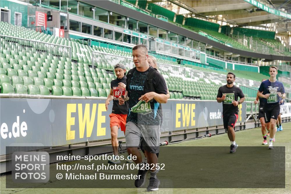 13.09.2026 - 21. swb-Marathon Bremen Michael Burmester http://msf.ph/oto/10428252 13.09.2026 13:02:51 Laufen im Stadion 150, 488, 531, 596, 722, 762, 930, 936, 940, 946, 1006, 1014, 1067, 1163, 1250, 1436, 1458, 1460, 1611, 1771, 1896, 2033, 2047, 2062, 2223, 2276, 2292, 2345, 2364, 2378, 2421, 2434, 2513, 2625, 2638, 2666, 2668, 2779, 2900, 2934, 2977, 2987, 3013, 3044, 3114, 3135, 3163, 3164, 3187, 3248, 3258, 3294, 3334, 3360, 3392, 3402, 3460, 3496, 3510, 3527, 3576, 3585, 3597, 3603, 3618, 3667, 3721, 3806, 3846, 3852, 3859, 3893, 3938, 3970, 3983, 4000, 4077, 4133, 4506, 4558 meine-sportfotos.de