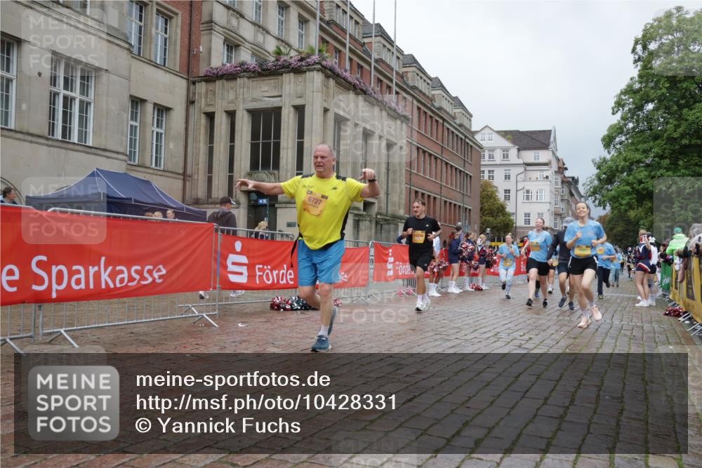 13.09.2026 - Kiel Lauf Yannick Fuchs http://msf.ph/oto/10428331 13.09.2026 11:08:15 Ziel 2120, 5856, 6401, 7108, 7254, 8019, 10525, 94, 121, 311, 656, 755, 1136, 1951, 2136, 3397, 3828, 3986, 4297, 4949, 5095, 5833, 6086, 6404, 6727, 7035, 7123, 9952, 10244, 10702, 10873, 11407, 12013, 12379, 12730, 834, 1067, 2235, 2575, 3536, 3798, 5418, 6061, 6185, 6360, 6626, 7667, 11442, 356, 660, 1637, 2905, 2940, 4983, 5095, 5138, 5139, 5542, 5554, 5638, 6690, 6727, 7035, 7625, 9064, 9604, 10873, 11015, 12267 meine-sportfotos.de