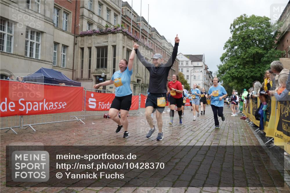 13.09.2026 - Kiel Lauf Yannick Fuchs http://msf.ph/oto/10428370 13.09.2026 11:08:19 Ziel 3798, 5856, 6061, 6185, 7108, 7254, 10525, 94, 121, 311, 656, 755, 1136, 1951, 2120, 2136, 3397, 3828, 3986, 4297, 4949, 5833, 6086, 6401, 6404, 7123, 8019, 9952, 10244, 10702, 11407, 12013, 12379, 12730, 834, 1067, 2235, 2575, 3536, 5418, 6360, 6576, 6626, 6662, 7667, 9162, 9800, 10645, 10647, 11442, 356, 656, 1136, 2940, 3986, 4983, 5095, 6086, 6727, 7035, 10244, 10873, 11015, 12267, 12730 meine-sportfotos.de