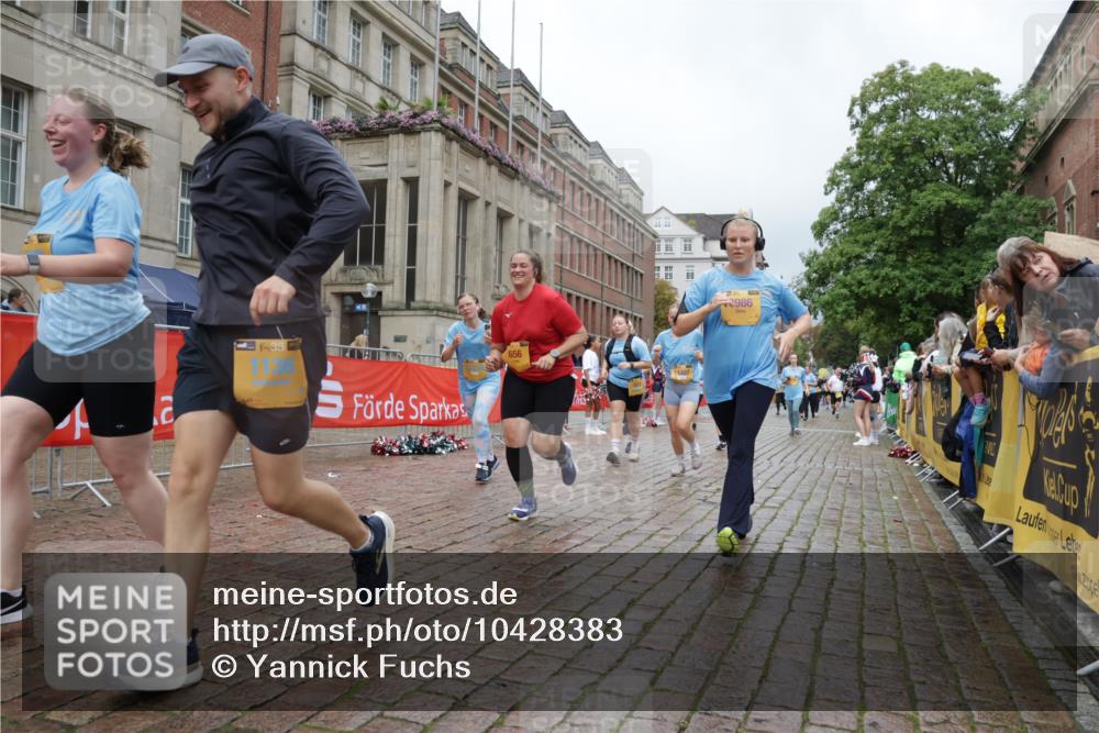 13.09.2026 - Kiel Lauf Yannick Fuchs http://msf.ph/oto/10428383 13.09.2026 11:08:19 Ziel 3798, 5856, 6061, 6185, 7108, 7254, 10525, 94, 121, 311, 656, 755, 1136, 1951, 2120, 2136, 3397, 3828, 3986, 4297, 4949, 5833, 6086, 6401, 6404, 7123, 8019, 9952, 10244, 10702, 11407, 12013, 12379, 12730, 834, 1067, 2235, 2575, 3536, 5418, 6360, 6576, 6626, 6662, 7667, 9162, 9800, 10645, 10647, 11442, 356, 656, 1136, 2940, 3986, 4983, 5095, 6086, 6727, 7035, 10244, 10873, 11015, 12267, 12730 meine-sportfotos.de